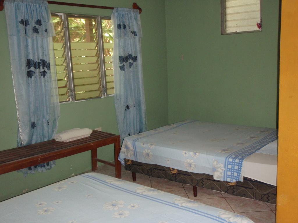 Guest House Posada Ixchel Эль-Ремате Номер фото